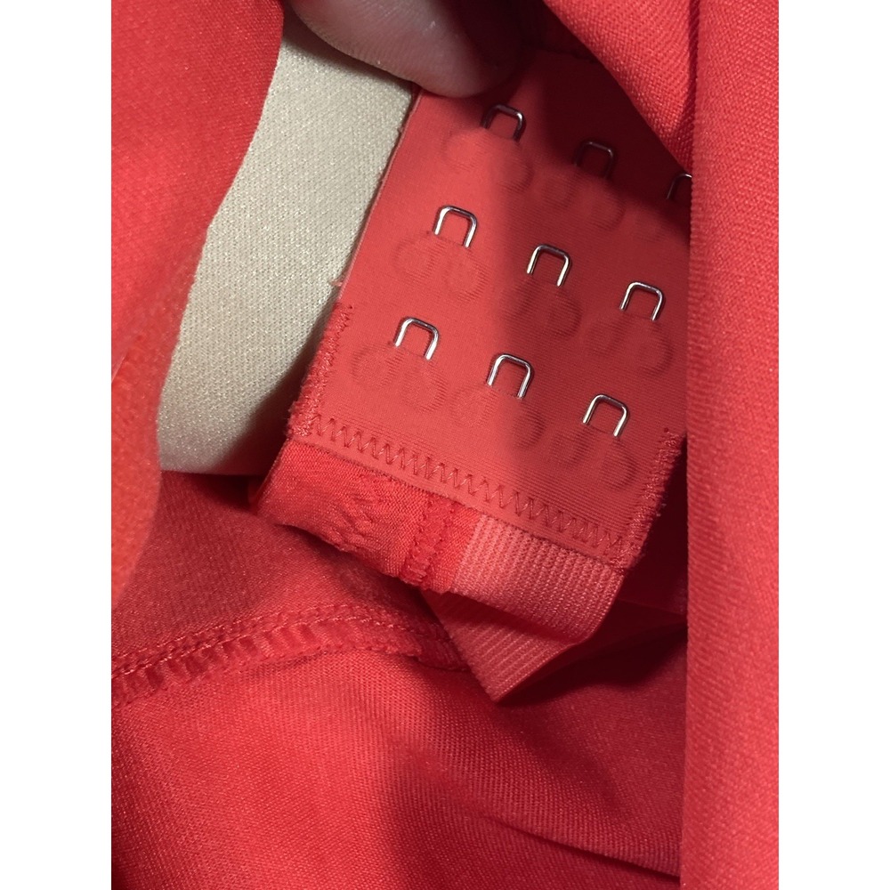Athleta Side Ruched Racerback Tank Top, Built In Bra, Red Women's Size 38B Gym - Picture 9 of 16